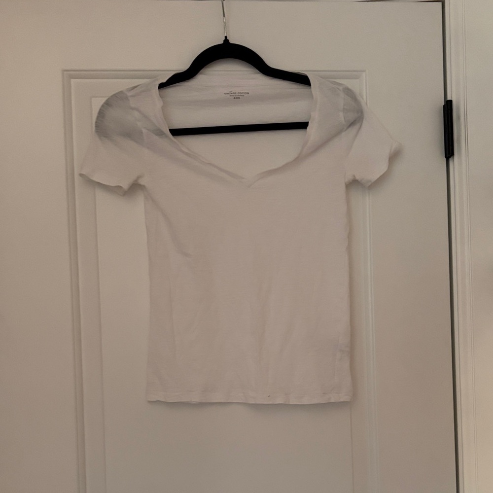 J. Crew White V-Neck Short Sleeve Tee